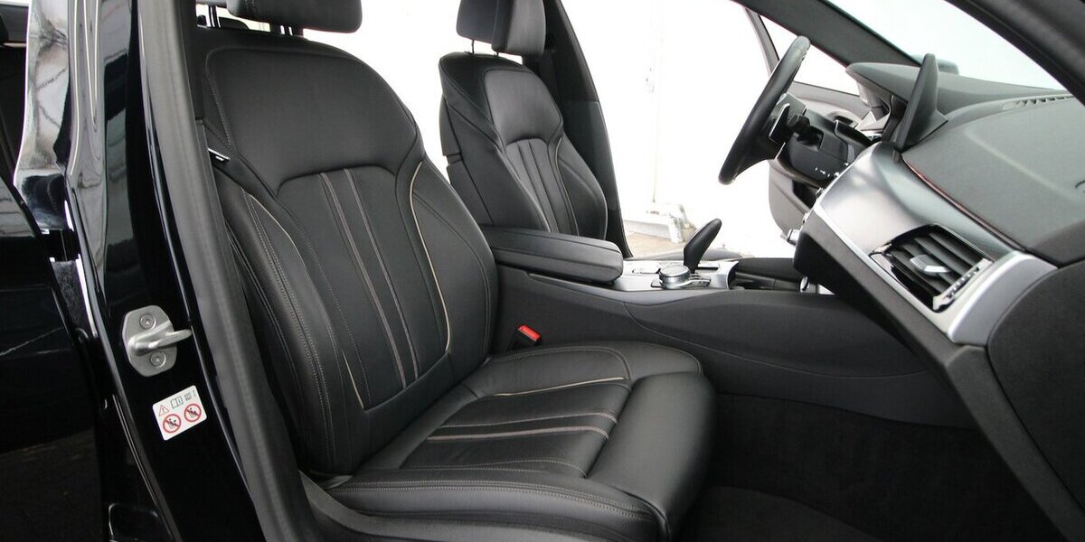 BMW 530d Touring xDrive M Sport AHK+PANO+HEAD-UP 96.048 km 35.500 &euro; Hagenow 19230