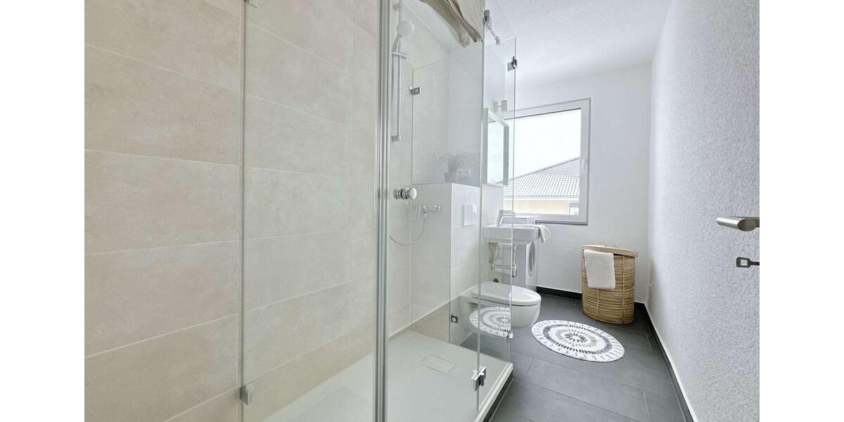 Etagenwohnung Sanitz - 5 Zimmer, 104 m&sup2;, 1.295&euro; | Angebot:25925494