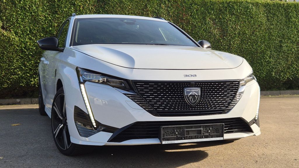 Peugeot 308 4.729 km 25.600 &euro; Essen 45356