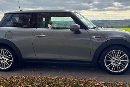 Mini Cooper 73.600 km 16.490 &euro; Bleialf 54608