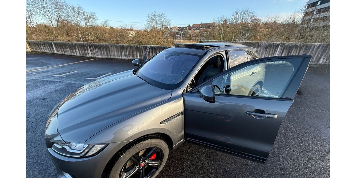 Jaguar F-Pace 51.000 km 24.500 &euro; Essen 45276