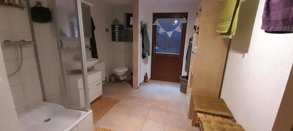 Reihenhaus Krefeld Gartenstadt - 7 Zimmer, 163 m&sup2;, 1.630&euro; | Angebot:24817348