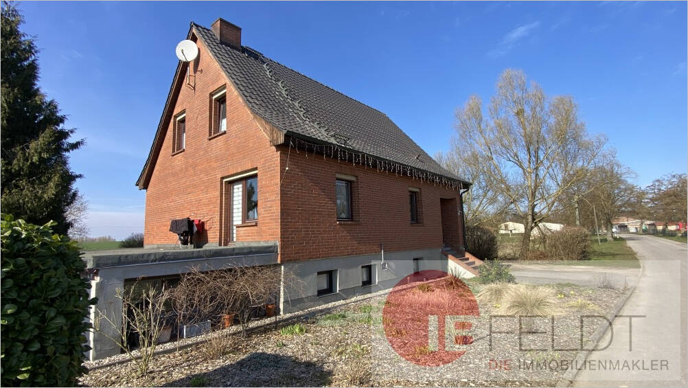 Einfamilienhaus Lalendorf Vogelsang - 5 Zimmer, 147 m&sup2;, 159.000&euro; | Angebot:26190270