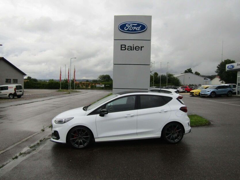 Ford Fiesta 19.900 km 25.990 € Riedlingen 88499