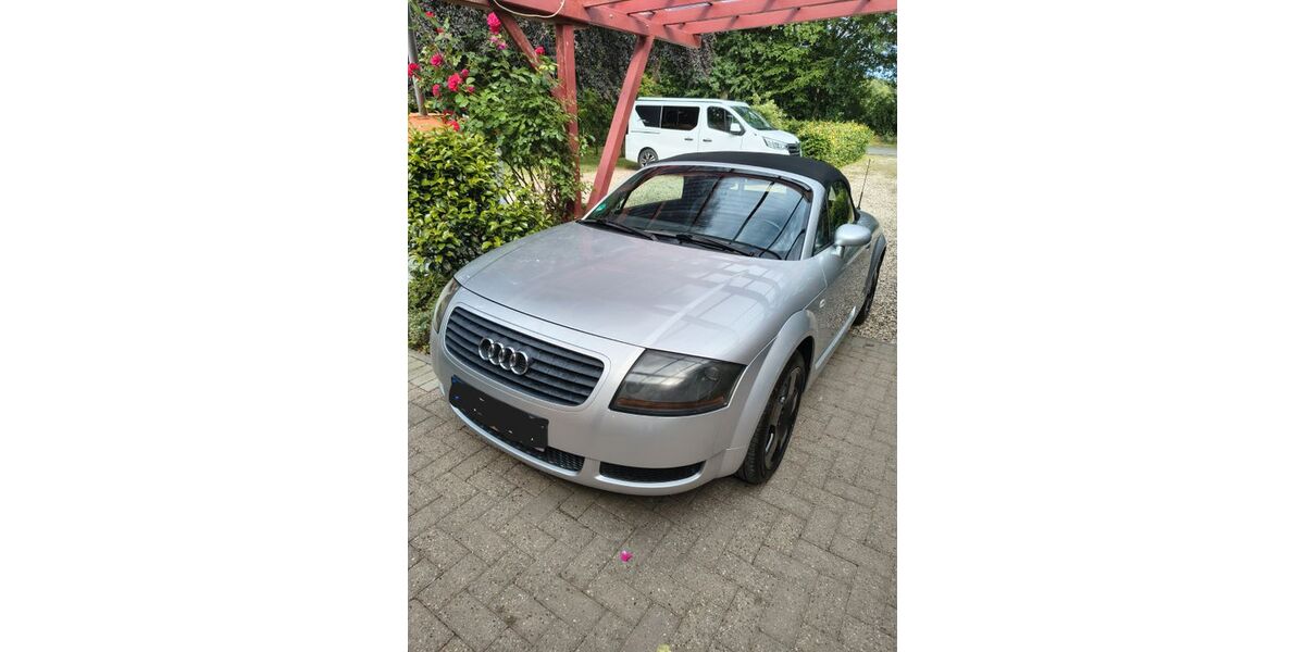 Audi TT 208.000 km 4.900 &euro; Goch 47574