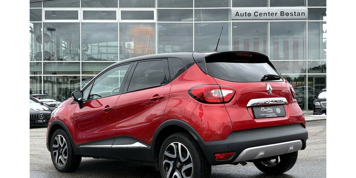 Renault Captur 1.2 XMOD KAMERA/NAVI/SHZ/KLIMA/KEYLESS 29.841 km 11.900 &euro; Villingen-Schwenningen 78054