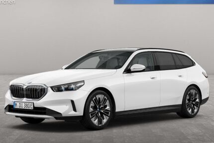 BMW i5 27.776 km 64.995 € München 80939