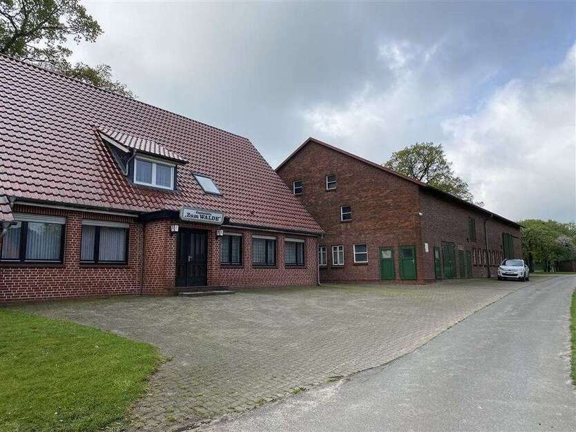 Haus zum Kaufen in Mittelstenahe 295.000 € 240 m²