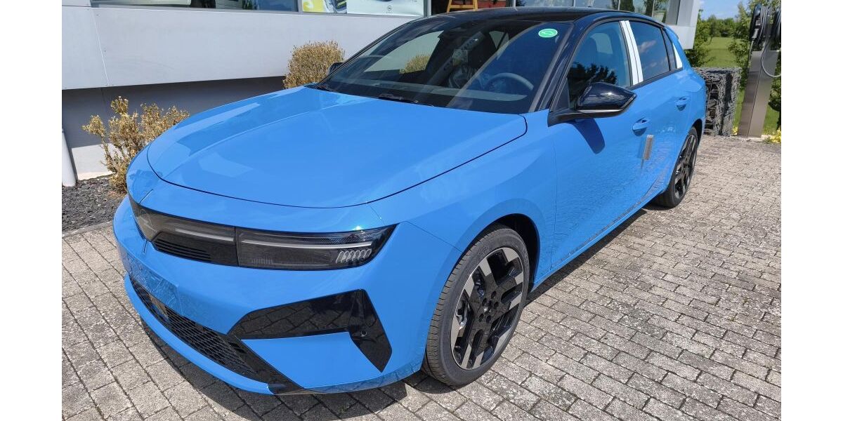 Opel Astra 3.000 km 34.499 &euro; Ransbach-Baumbach 56235