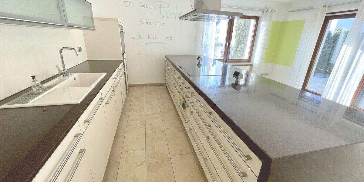 Mehrfamilienhaus, Wohnhaus Pfaffenhofen an der Ilm Pfaffenhofen a d Ilm - 7 Zimmer, 332 m&sup2;, 1.195.000&euro; | Angebot:25909297