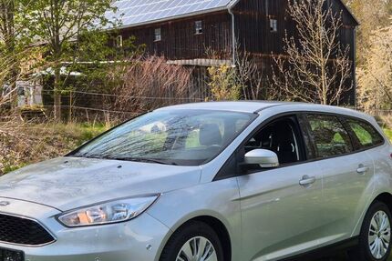 Ford Focus 104.527 km 9.989 &euro; Röslau 95195