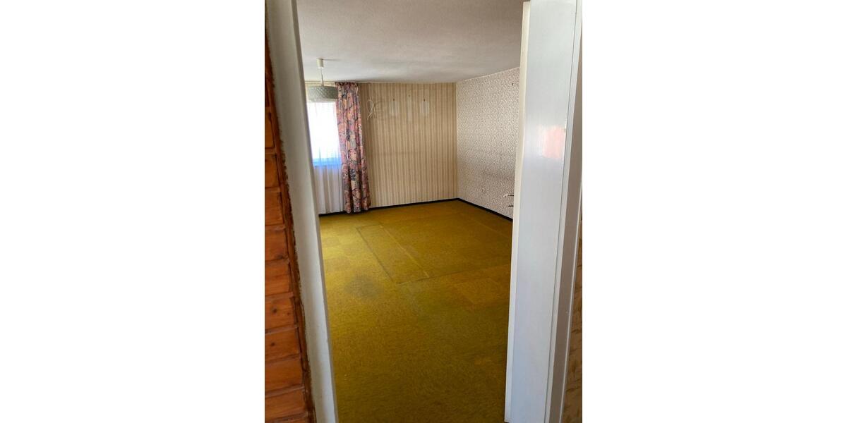 Einfamilienhaus Osterhofen - 5 Zimmer, 140 m&sup2;, 179.000&euro; | Angebot:26087712