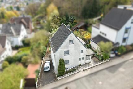 Haus Siegen Weidenau - 6.5 Zimmer, 150 m&sup2;, 324.000&euro; | Angebot:26253376