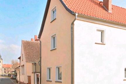 Haus Ballenstedt - 2 Zimmer, 104 m&sup2;, 74.000&euro; | Angebot:27073197