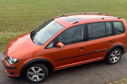 VW Touran 168.000 km 6.990 &euro; Barum 21357