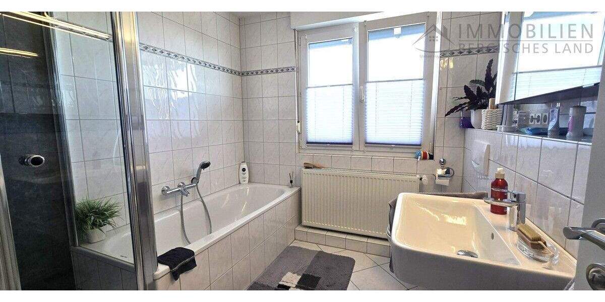 Doppelhaushälfte Hückeswagen Wiehagen - 5 Zimmer, 120 m&sup2;, 425.000&euro; | Angebot:25800230
