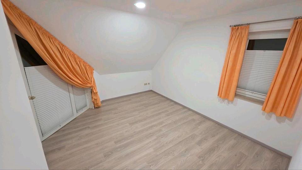 Reihenhaus Nordhorn Bakelde - 5 Zimmer, 125 m&sup2;, 1.200&euro; | Angebot:26354047