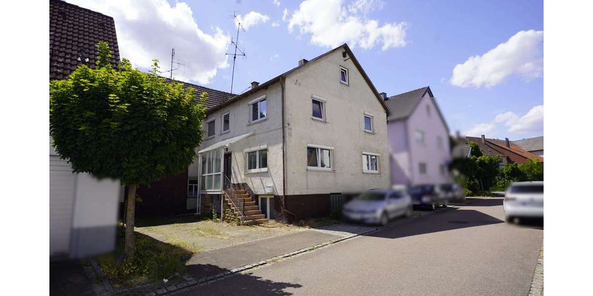 Einfamilienhaus Gerstetten - 8 Zimmer, 165 m&sup2;, 168.000&euro; | Angebot:25143494