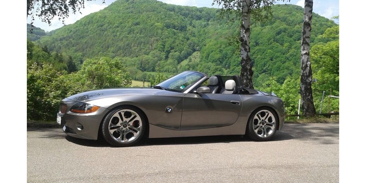 BMW Z4 59.000 km 22.000 &euro; Ulm 89079