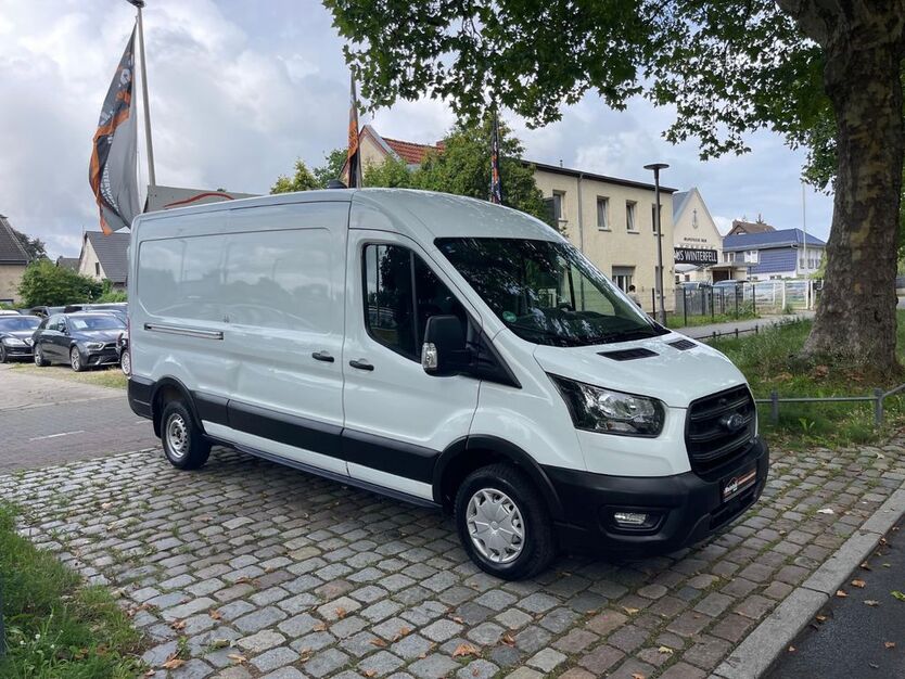 Ford Transit 184.891 km 12.950 € Berlin 12357