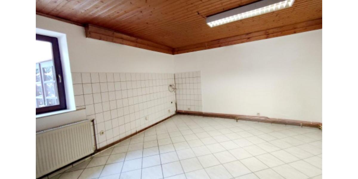 Mehrfamilienhaus, Wohnhaus Hanau Groß-Steinheim - 11 Zimmer, 295 m&sup2;, 2.950&euro; | Angebot:25399286