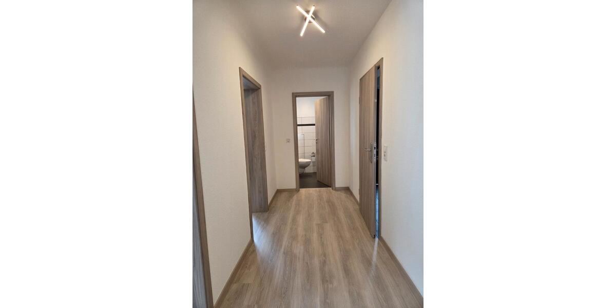 Erdgeschoßwohnung Schmelz - 5 Zimmer, 124 m&sup2;, 780&euro; | Angebot:26408963