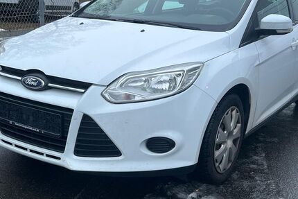 Ford Focus 199.000 km 2.450 &euro; Oberasbach 90522