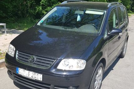 VW Touran 166.200 km 5.800 &euro; Reichertsheim 84437