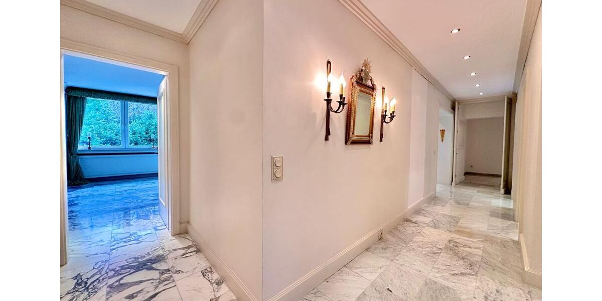 Etagenwohnung Wuppertal Gemarkung Barmen - 5 Zimmer, 230 m&sup2;, 2.500&euro; | Angebot:24302247