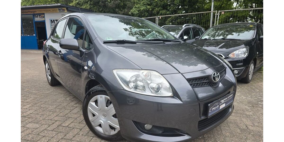 Toyota Auris 189.919 km 4.249 &euro; Bremen 28237