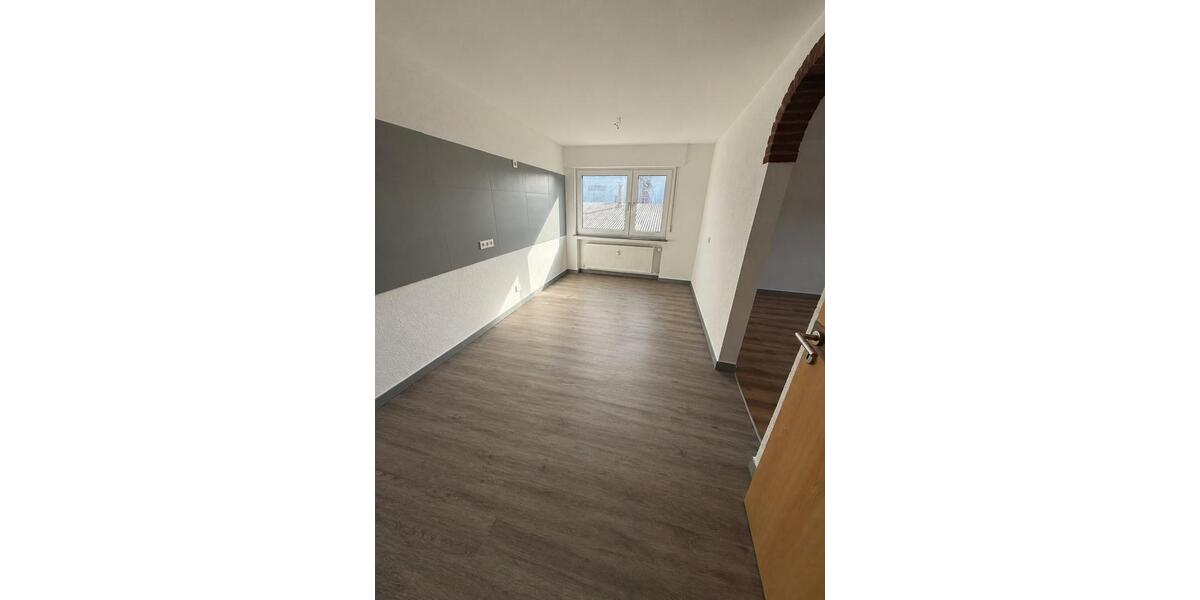 Etagenwohnung Kall - 3 Zimmer, 93 m&sup2;, 750&euro; | Angebot:26380579