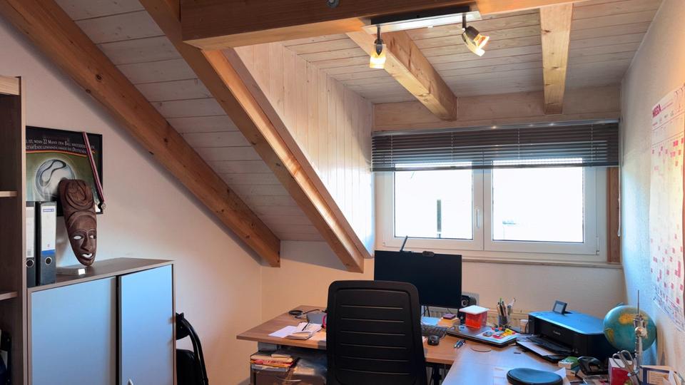 Dachgeschoßwohnung Tuttlingen - 3.5 Zimmer, 81 m&sup2;, 259.000&euro; | Angebot:26301354