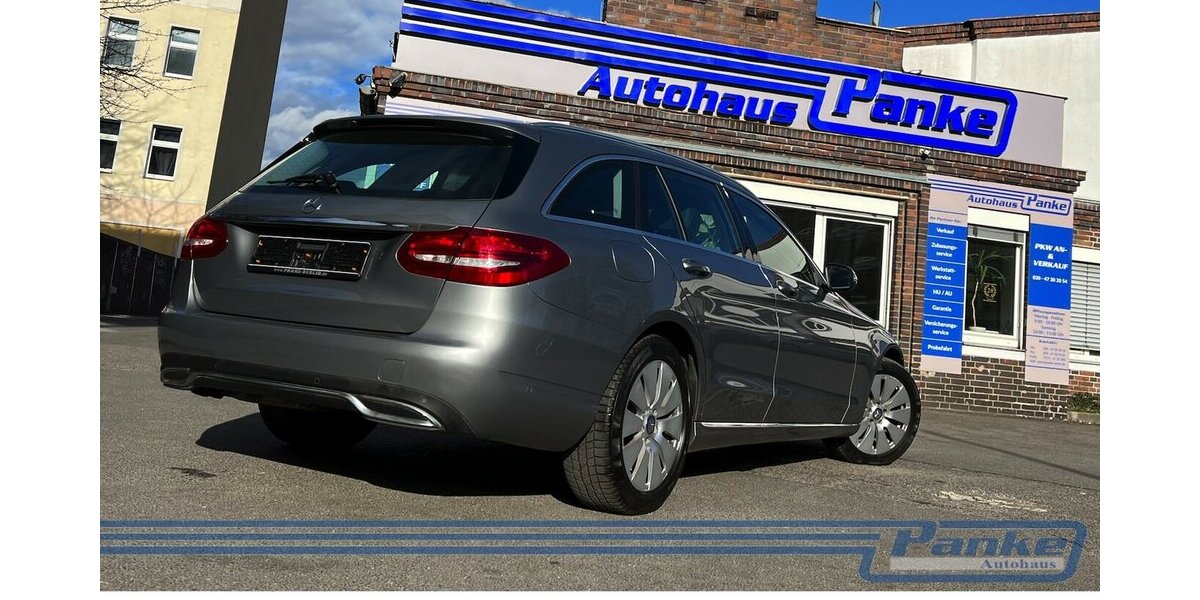 Mercedes-Benz C 250 C -Klasse*LED*Navi*R+F-Cam*Leder*Belüftete 87.057 km 19.980 € Berlin 13187
