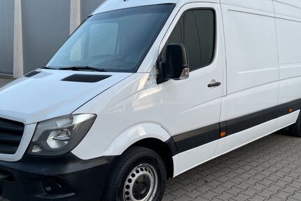 Mercedes-Benz Sprinter 270.000 km 11.700 € Düsseldorf 40231