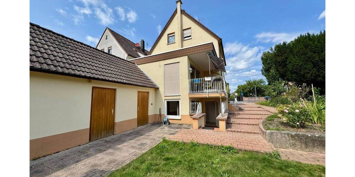 793 m² Grundstück und vielseitige Nutzfläche – gepflegtes Mehrfamilienhaus in beliebter Lage zur S-Bahn 1 zimmer