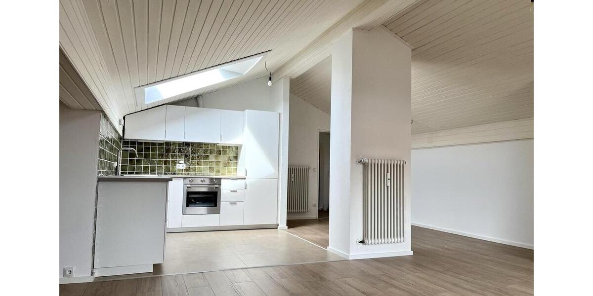 Dachgeschoßwohnung Bergen - 1.5 Zimmer, 64 m&sup2;, 840&euro; | Angebot:26613871