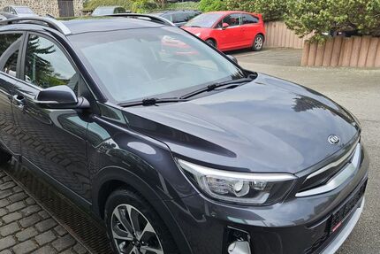 Kia Stonic 73.097 km 13.900 &euro; Frankenberg 09669