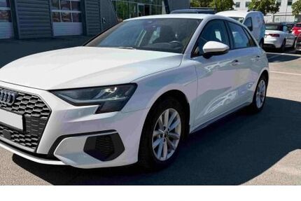 Audi A3 38.249 km 21.490 &euro; Wolfsburg 38440