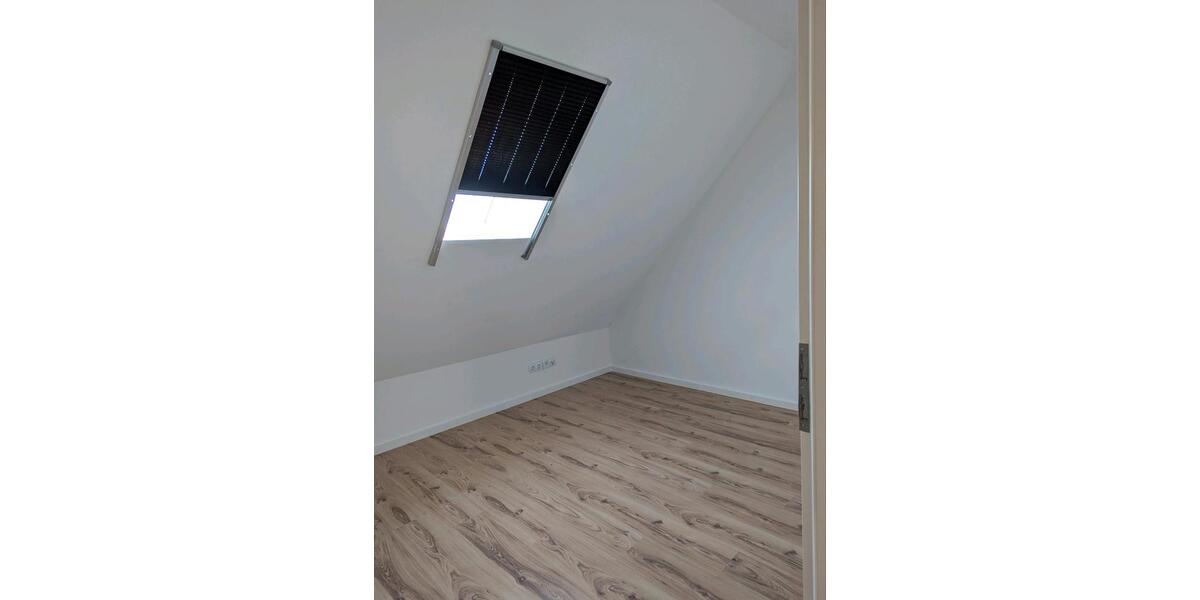 Dachgeschoßwohnung Stadtlauringen - 4 Zimmer, 86 m&sup2;, 199.000&euro; | Angebot:26163919