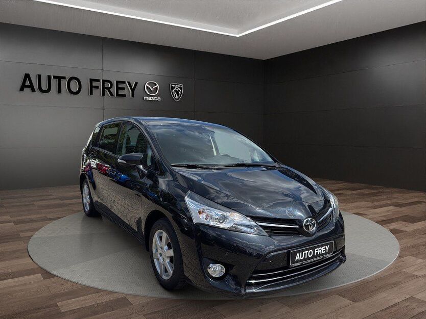 Corolla Verso