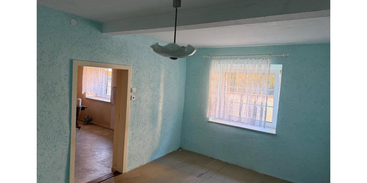 Einfamilienhaus Querfurt - 6 Zimmer, 110 m&sup2;, 84.000&euro; | Angebot:27071165