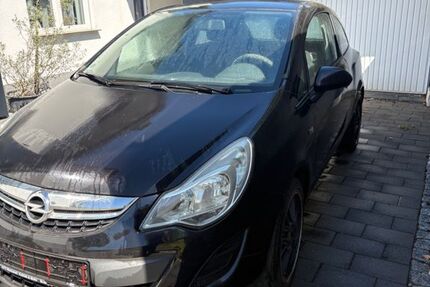 Opel Corsa 148.000 km 2.500 &euro; Bottrop 46242
