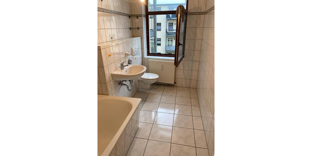 Etagenwohnung Magdeburg Leipziger Straße - 3 Zimmer, 77 m&sup2;, 100.000&euro; | Angebot:27456322
