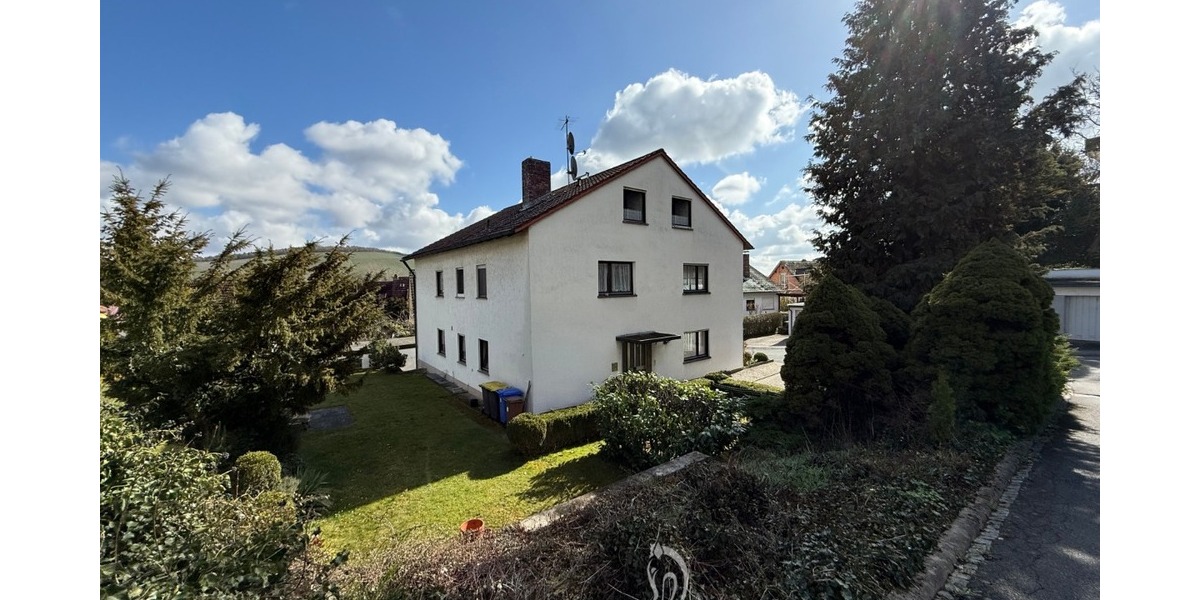 Wohnen und Vermieten in Zell am Main – großzügiges Zwei- bis Dreifamilienhaus mit Garten - Einfamilienhaus Zell am Main | Angebot:26913022