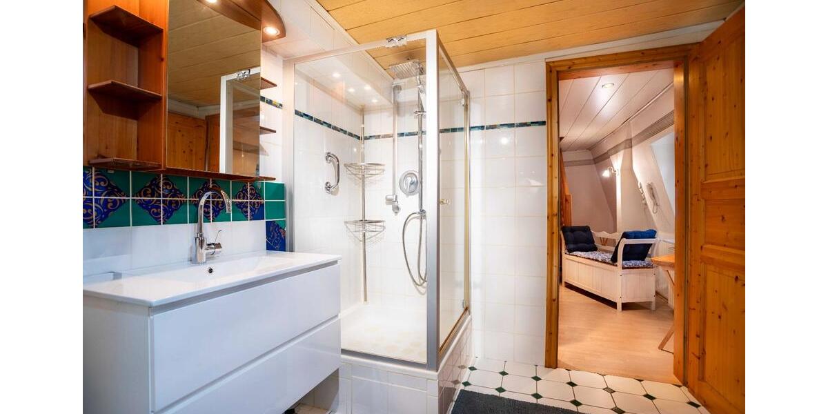 Einfamilienhaus Waldkappel - 4 Zimmer, 157 m&sup2;, 1.200&euro; | Angebot:26220799