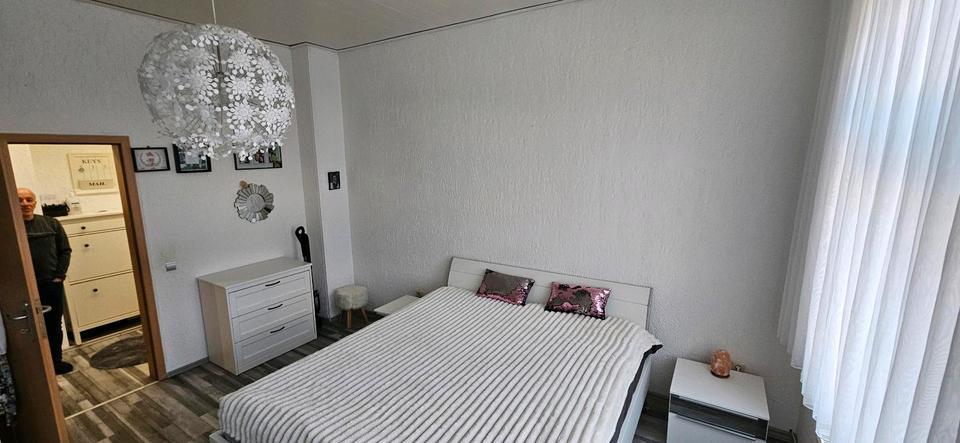 Erdgeschoßwohnung Mülheim an der Ruhr Rechtsruhr-Nord - 2 Zimmer, 70 m&sup2;, 750&euro; | Angebot:24866554