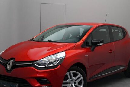 Renault Clio 83.000 km 8.900 &euro; Fürstenfeldbruck 82256