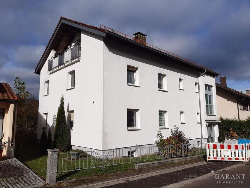 Freistehendes 3-FH in Halbhöhenlage 1 zimmer