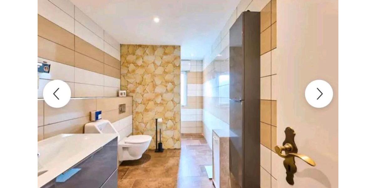 Einfamilienhaus Neusäß - 11 Zimmer, 244 m&sup2;, 950.000&euro; | Angebot:25922329