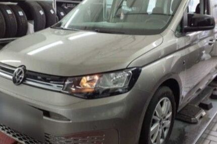 VW Caddy 13.183 km 24.960 &euro; München 80686